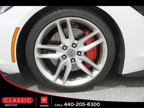 Used 2017 Chevrolet Corvette Stingray Coupe RWD image 21