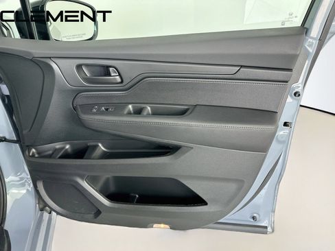 Used 2024 Honda Odyssey Sport image 37