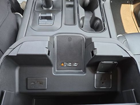 Used 2023 GMC Sierra 1500 AT4X AWD/4WD image 22