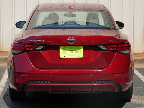 Used 2022 Nissan Sentra SV FWD image 44