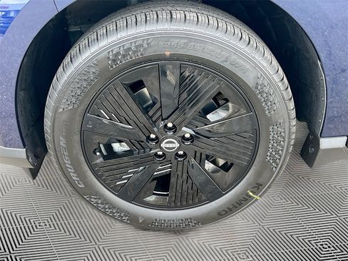 New 2025 Nissan Murano SV image 30