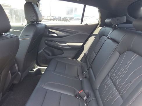 New 2026 Buick Envista Avenir FWD image 10