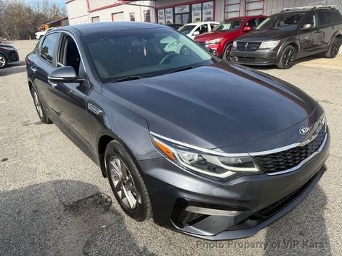 Used 2020 Kia Optima LX image 3