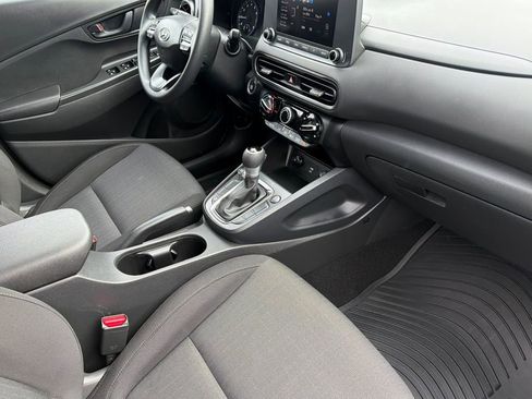 Certified 2023 Hyundai Kona SEL AWD/4WD image 17