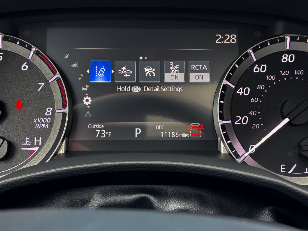 Used 2026 Toyota Highlander XLE AWD/4WD image 32