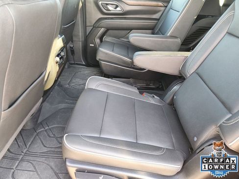 Used 2024 Chevrolet Tahoe Premier w/ Premium Package image 35