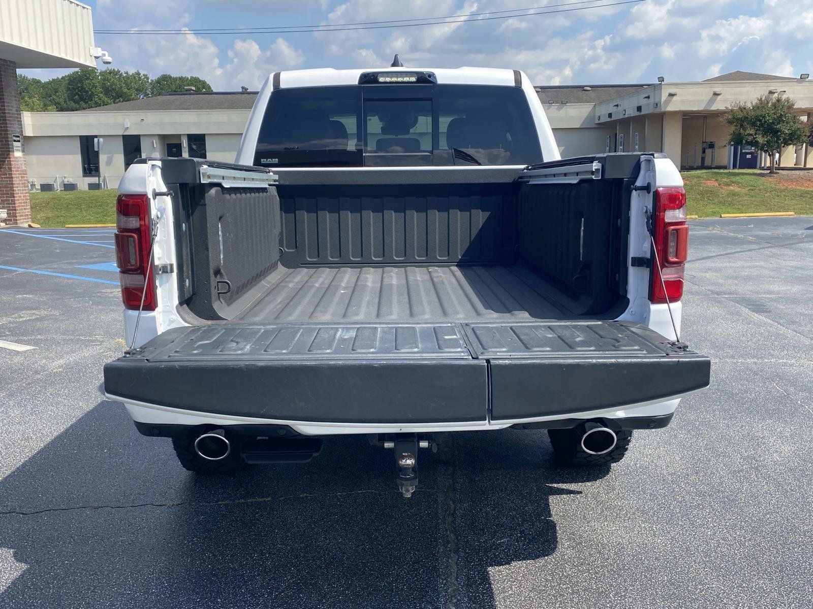 Used 2022 RAM 1500 Limited AWD/4WD image 7