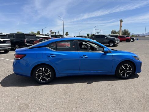 Used 2024 Nissan Sentra SV FWD image 5