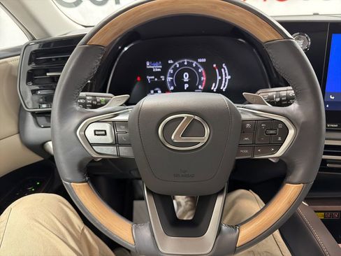 Used 2024 Lexus RX 350 Premium w/ Accessory Package (Z1) AWD/4WD image 26