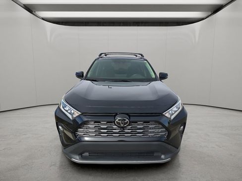 Used 2019 Toyota RAV4 Limited image 8