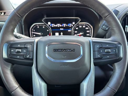 Used 2020 GMC Sierra 2500 Denali w/ Denali Ultimate Package image 23