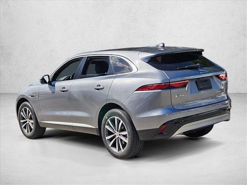Used 2021 Jaguar F-PACE image 7
