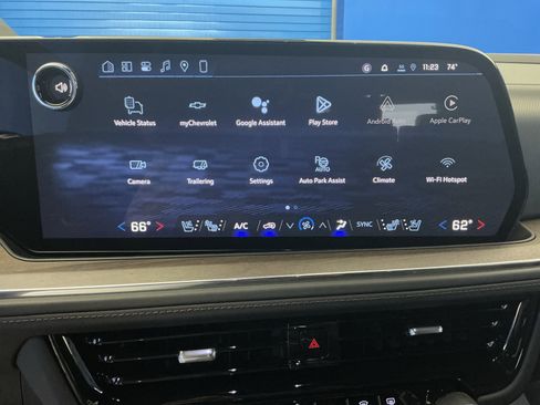 New 2026 Chevrolet Suburban High Country w/ Sun And Tow Package AWD/4WD image 19