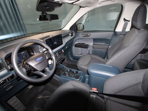 New 2026 Ford Maverick XL AWD/4WD image 2