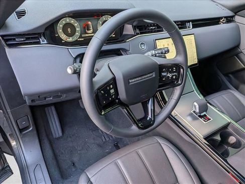 New 2026 Land Rover Range Rover Evoque S image 3