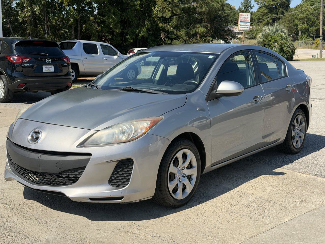 Used 2012 MAZDA MAZDA3 i Sport FWD image 2