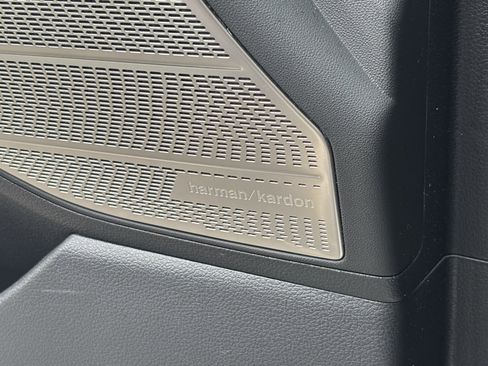 Used 2024 Hyundai Palisade Calligraphy image 26