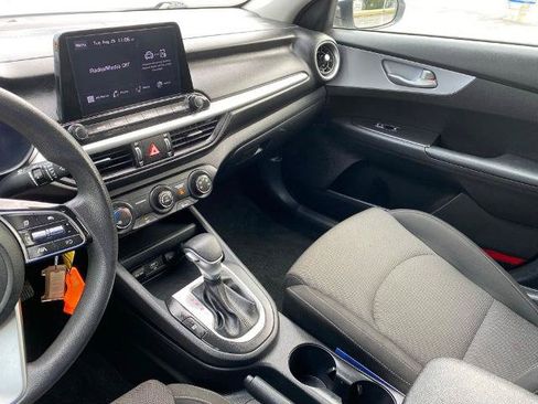 Used 2024 Kia Forte LXS FWD image 25