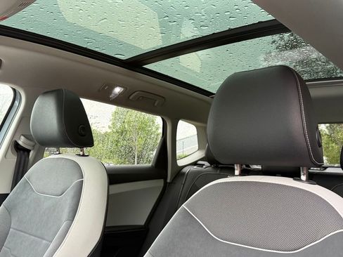 New 2026 Volkswagen Taos SE AWD/4WD image 29