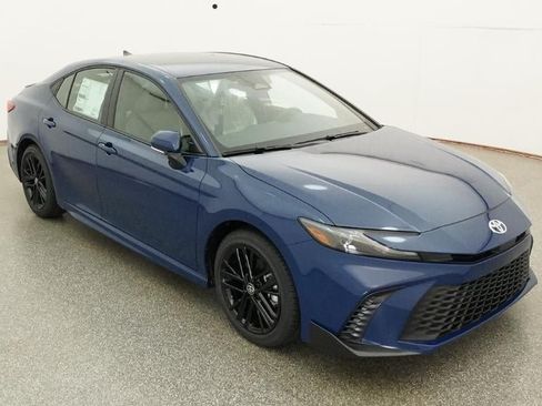 New 2026 Toyota Camry SE FWD image 13