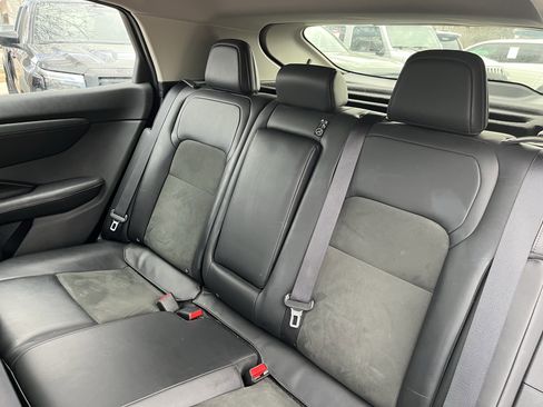 Used 2023 Nissan Ariya AWD image 14