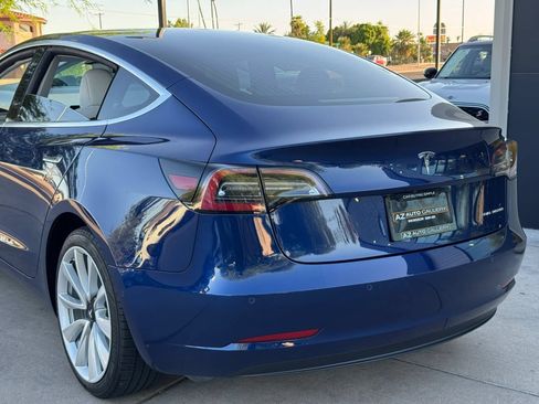 Used 2018 Tesla Model 3 Long Range AWD/4WD image 46