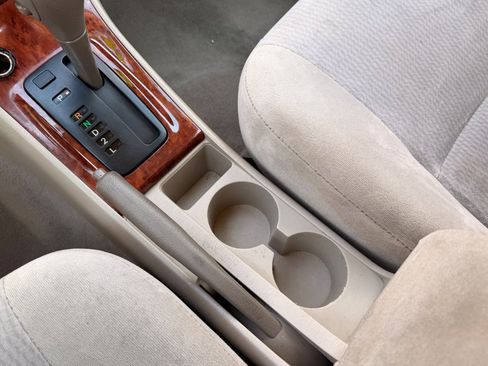 Used 2006 Toyota Corolla LE FWD image 11