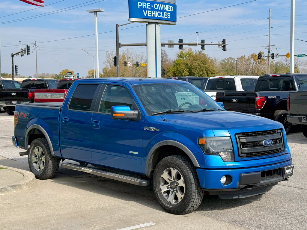 Used 2014 Ford F150 FX4 w/ Equipment Group 402A Luxury AWD/4WD image 7