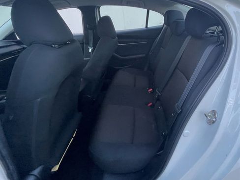 Used 2020 MAZDA MAZDA3 Sedan image 15