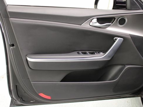 Used 2019 Kia Stinger GT image 34