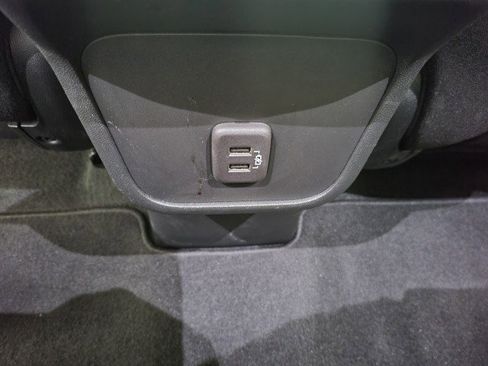 Used 2023 Chevrolet Equinox LS w/ LS Convenience Package image 12