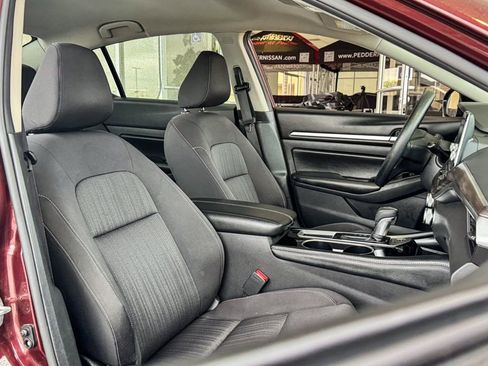 Used 2023 Nissan Altima 2.5 SV image 19