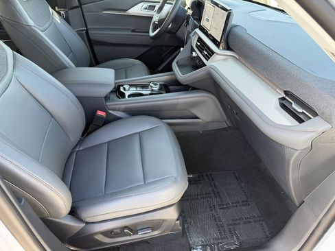 New 2026 Ford Explorer Active w/ Active Comfort Package RWD image 10