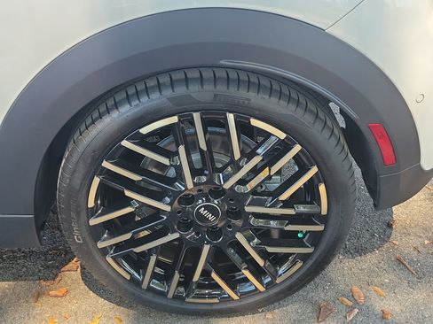 New 2025 MINI Cooper S image 8