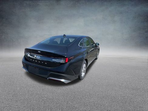 Used 2025 Hyundai Sonata SE image 20