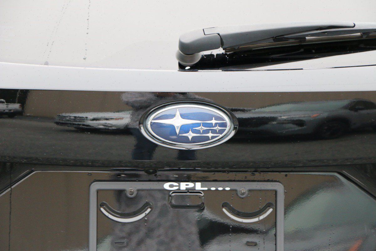 Used 2024 Subaru Crosstrek 2.0i Premium w/ Crosstrek Mirror Package AWD/4WD image 5