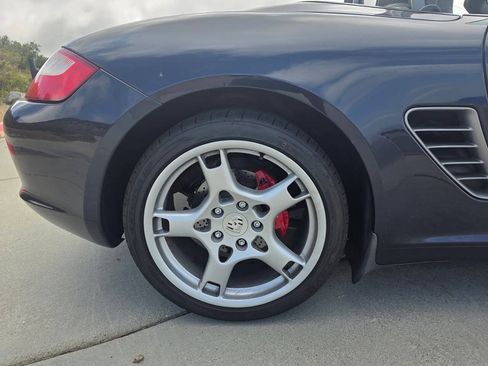 Used 2005 Porsche Boxster S RWD image 31