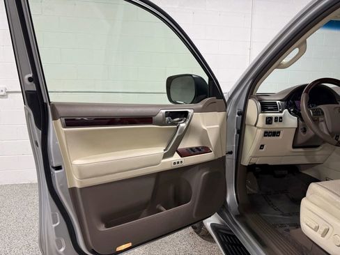 Used 2016 Lexus GX 460 Luxury image 10