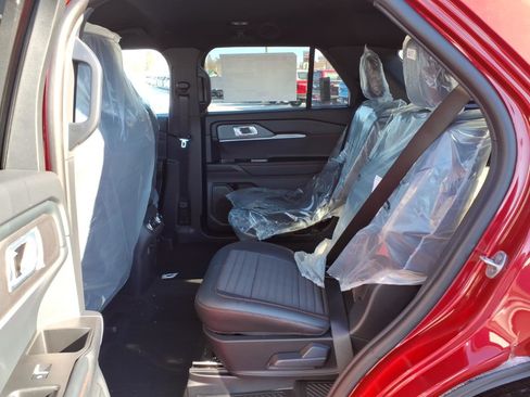 New 2026 Ford Explorer ST-Line image 6