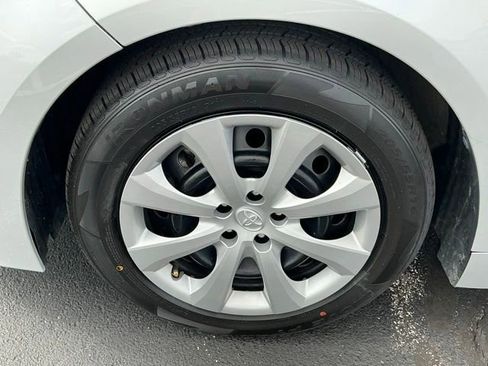 Used 2023 Toyota Corolla LE FWD image 11
