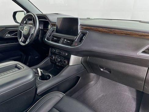 Used 2024 Chevrolet Tahoe Premier AWD/4WD image 41