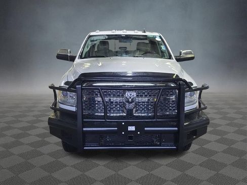 Used 2013 RAM 3500 Laramie AWD/4WD image 2