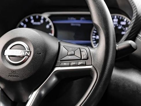 Used 2024 Nissan Sentra SV FWD image 24