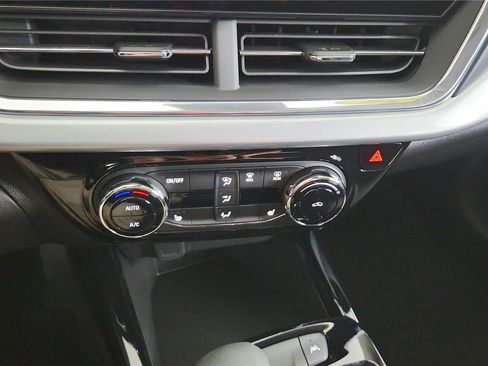 New 2026 Chevrolet Trax LT FWD image 24