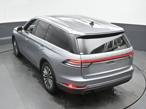 Used 2021 Lincoln Aviator Reserve w/ Elements Package Plus AWD/4WD image 19