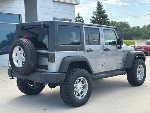 Used 2016 Jeep Wrangler Unlimited Sport w/ Quick Order Package 24S AWD/4WD image 6