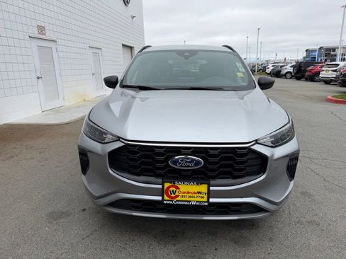 Used 2024 Ford Escape ST-Line FWD image 9