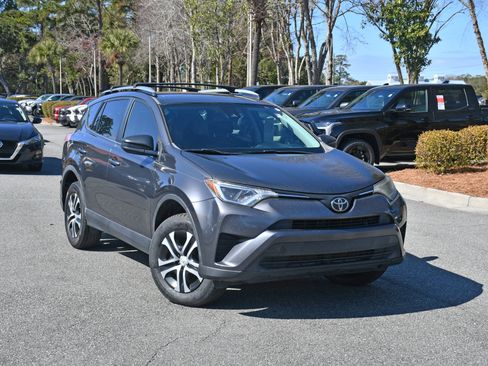 Used 2017 Toyota RAV4 LE image 6