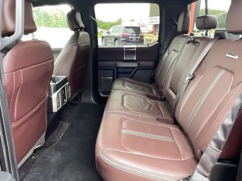 Used 2016 Ford F150 Platinum w/ Equipment Group 701A Luxury RWD image 28