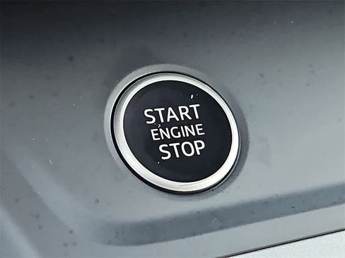 Used 2024 Audi Q3 2.0T Premium image 21